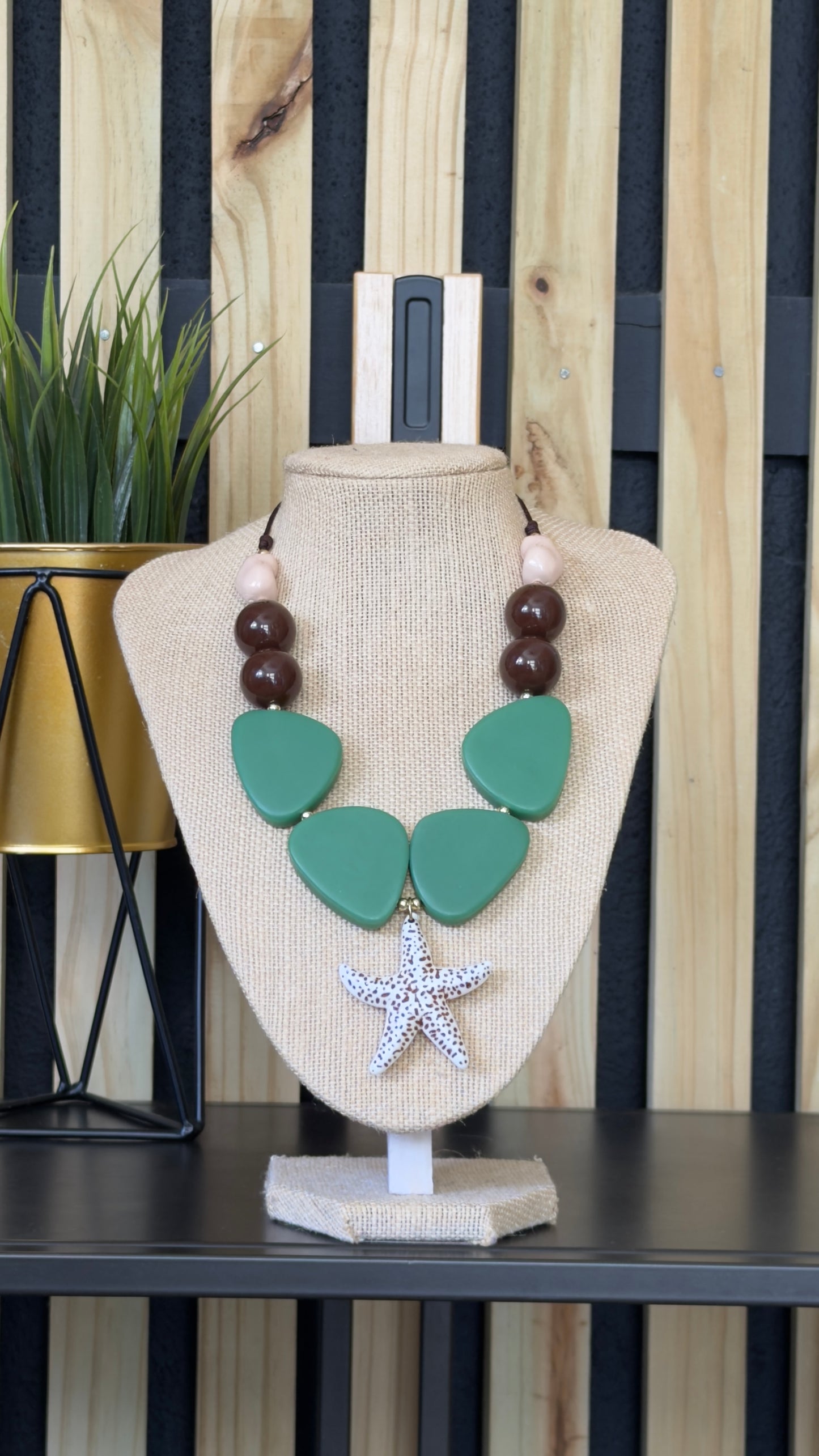 Collar Estrella Verde