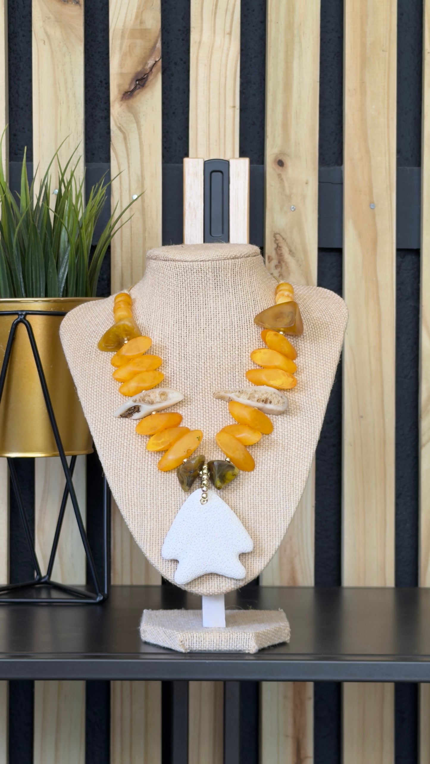 Collar Miel Marfil